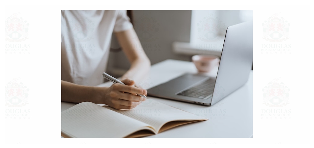 重庆报读国际硕士需要出国吗?